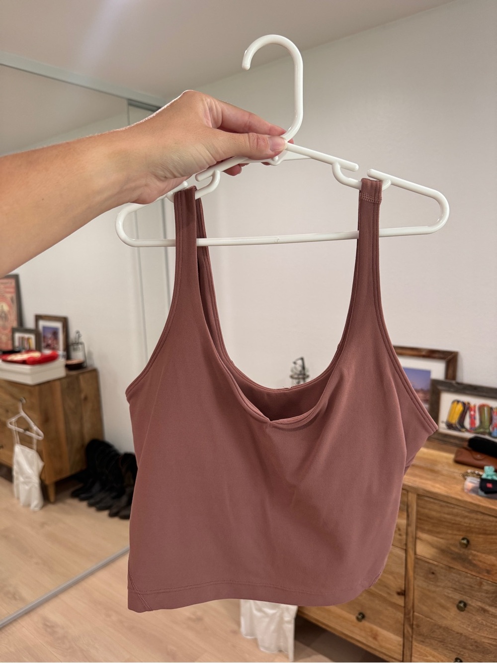 Lululemon Women's Mauve Scoop Neck Tank Top